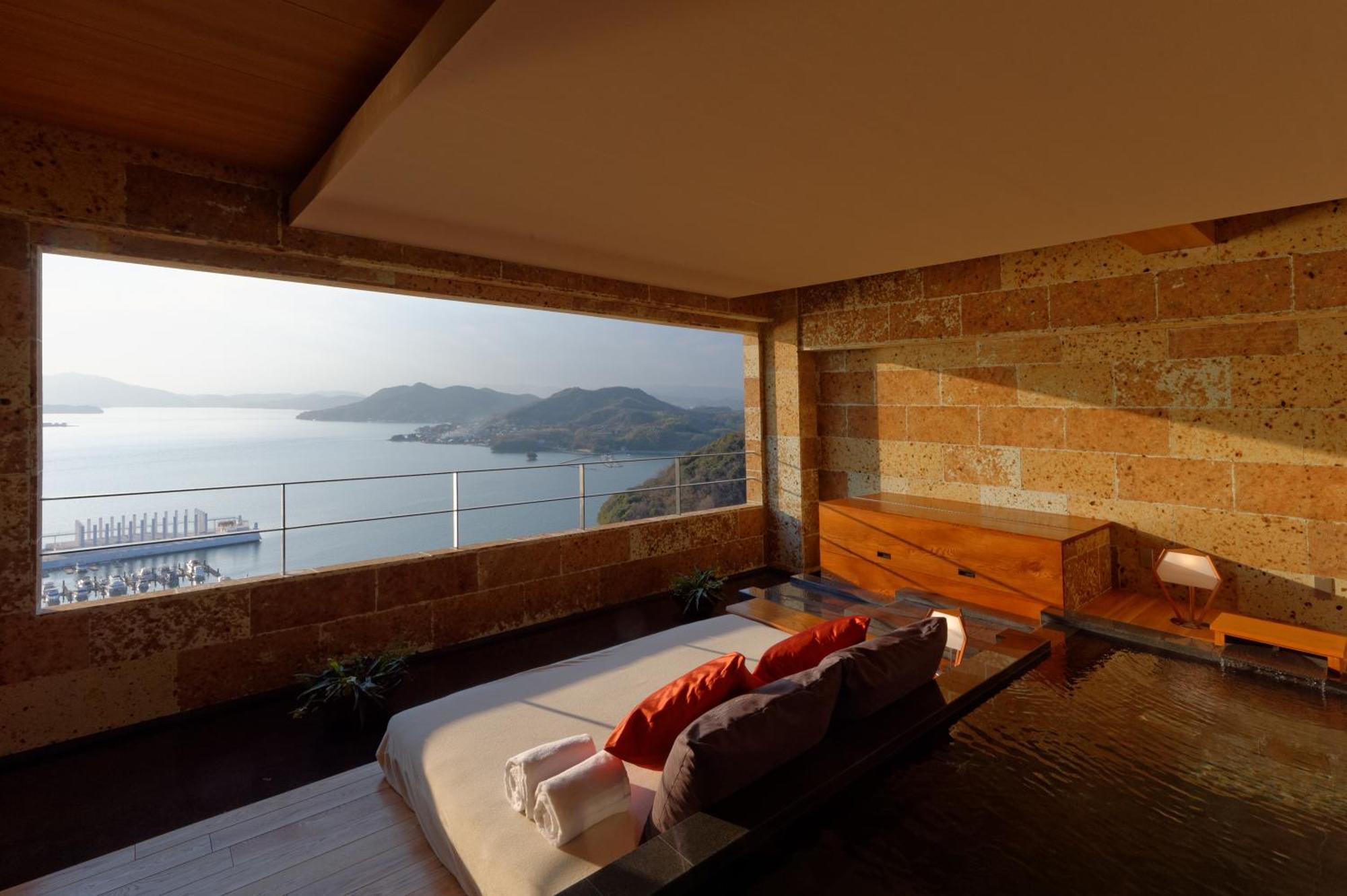 Bella Vista Spa And Marina Onomichi Exterior photo
